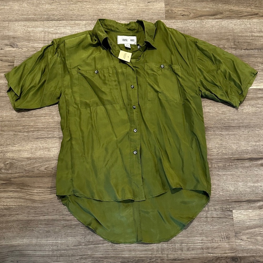 NWT Vintage Louise Paris 100% Silk Shirt Olive Green Button Up Short Sleeve M